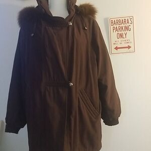IZZI OUTERWEAR BROWN FUR TRIM WINTER JACKET